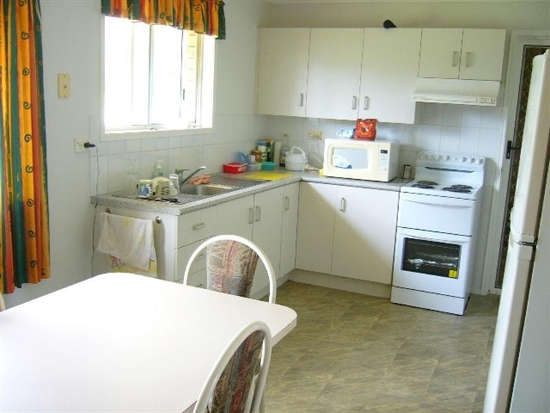 13 Gleeson Close, Gracemere QLD 4702