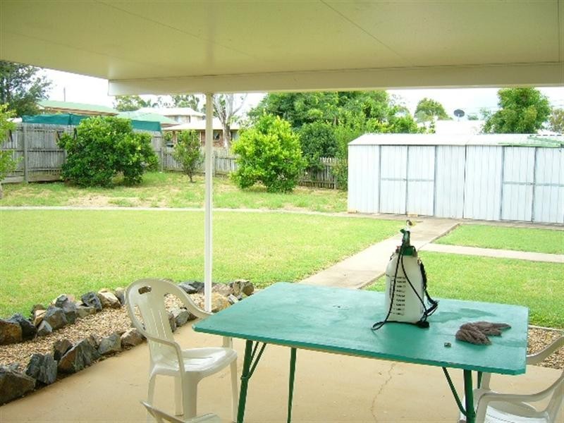 13 Gleeson Close, Gracemere QLD 4702