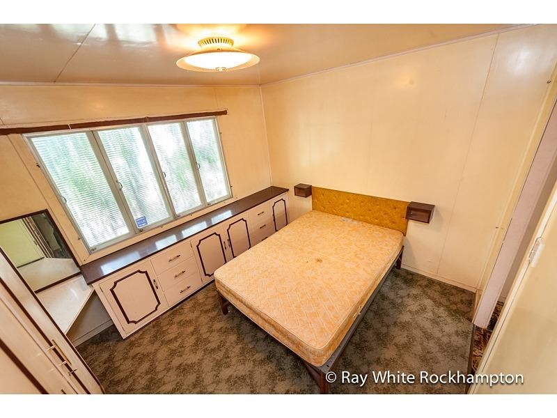 282 Farm Street, Kawana QLD 4701