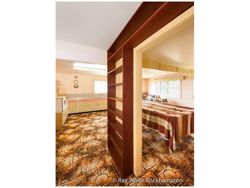 282 Farm Street, Kawana QLD 4701