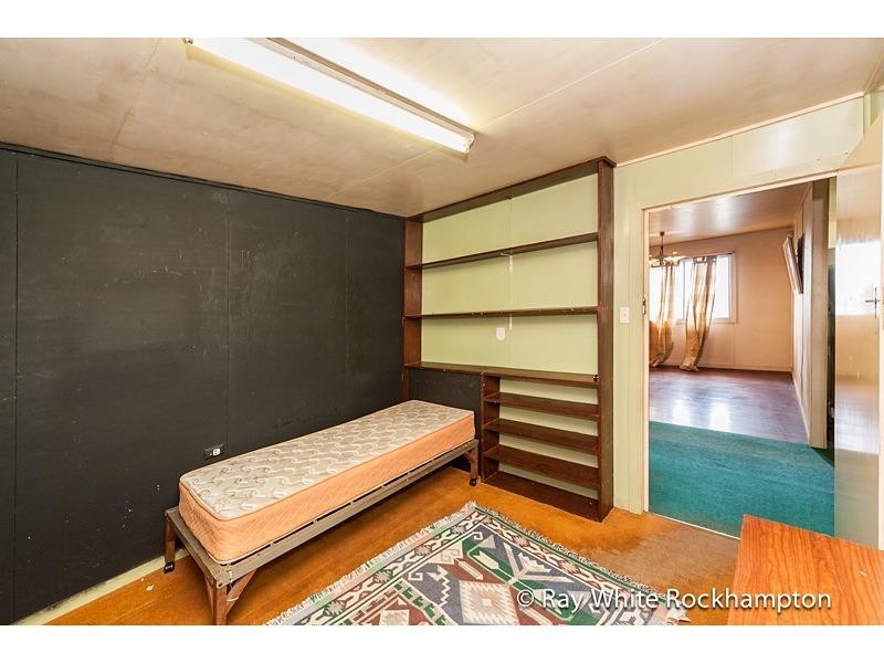 282 Farm Street, Kawana QLD 4701