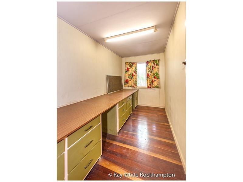 282 Farm Street, Kawana QLD 4701