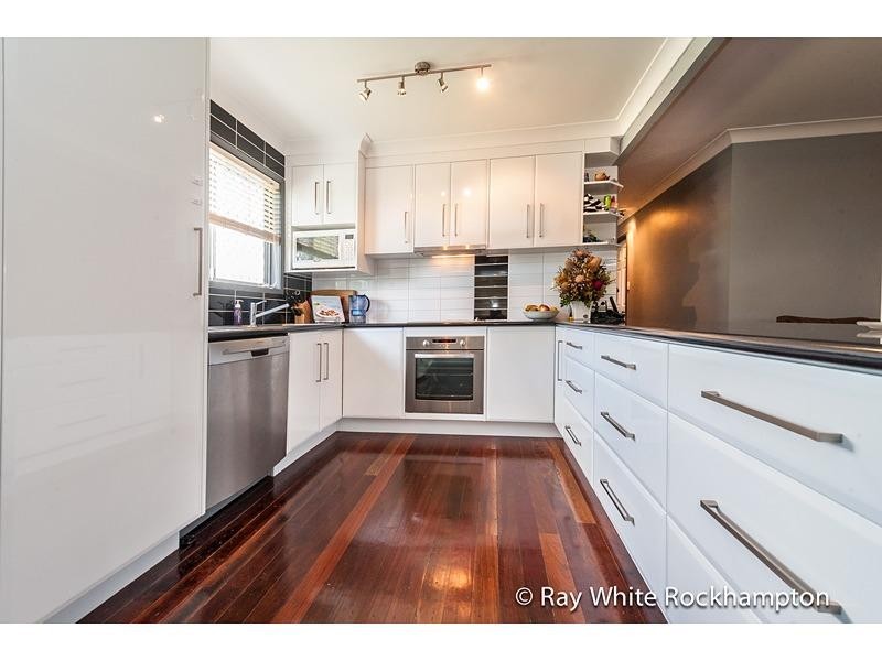 29 Wackford Street, Park Avenue QLD 4701