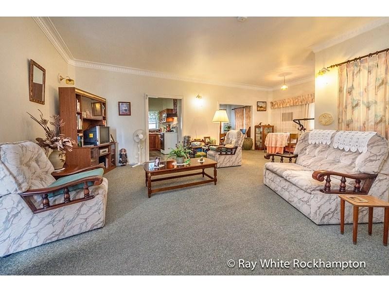113 Cambridge Street, The Range QLD 4700