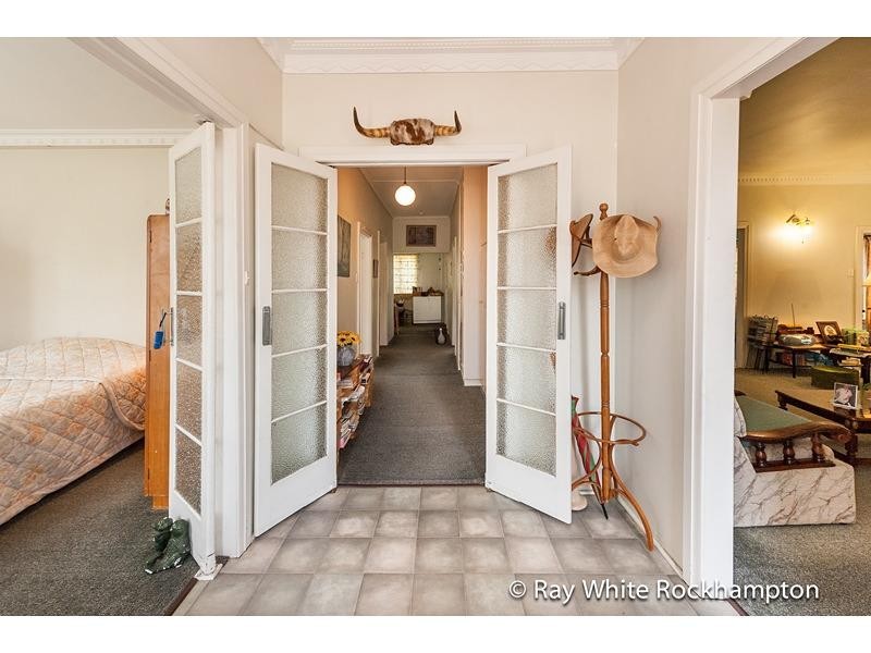 113 Cambridge Street, The Range QLD 4700