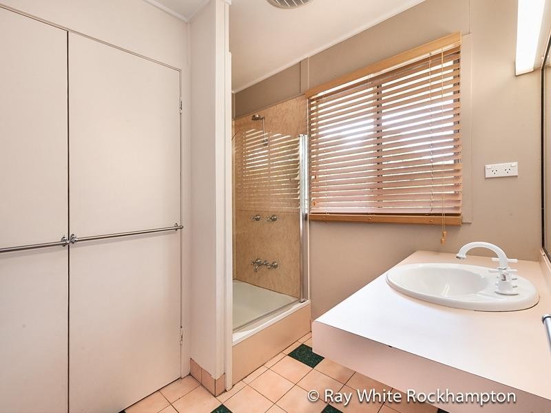 50 Rice Street, Park Avenue QLD 4701