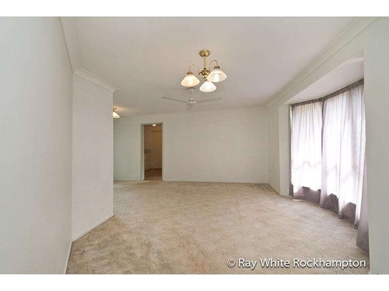 31 Strelow Avenue, Glenlee QLD 4711