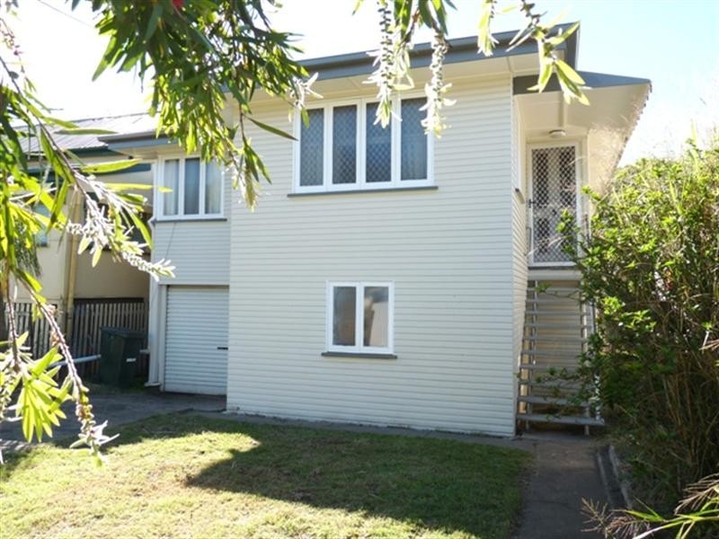 32 Caroline Street, Allenstown QLD 4700