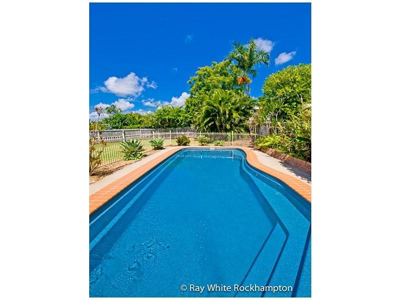 23 Van Haeren Street, Kawana QLD 4701