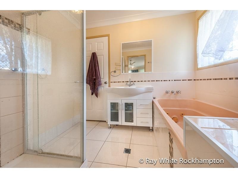 23 Van Haeren Street, Kawana QLD 4701