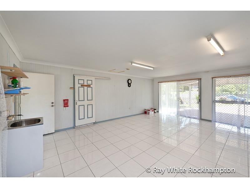 23 Van Haeren Street, Kawana QLD 4701