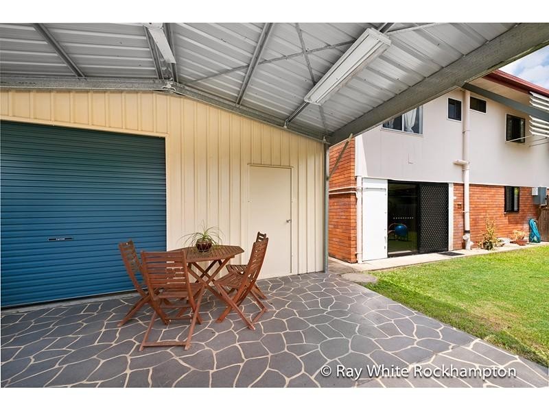 2/132 Main Street, Park Avenue QLD 4701
