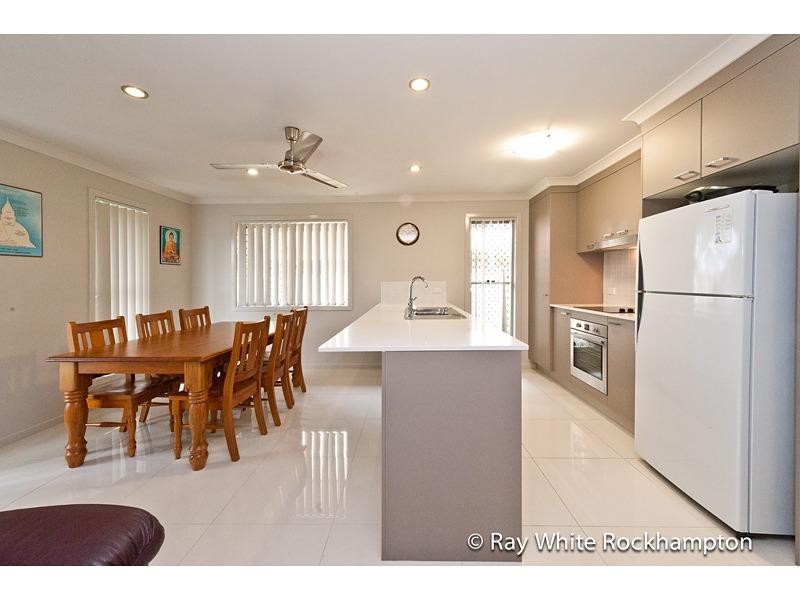 75 Bennett Street, Berserker QLD 4701