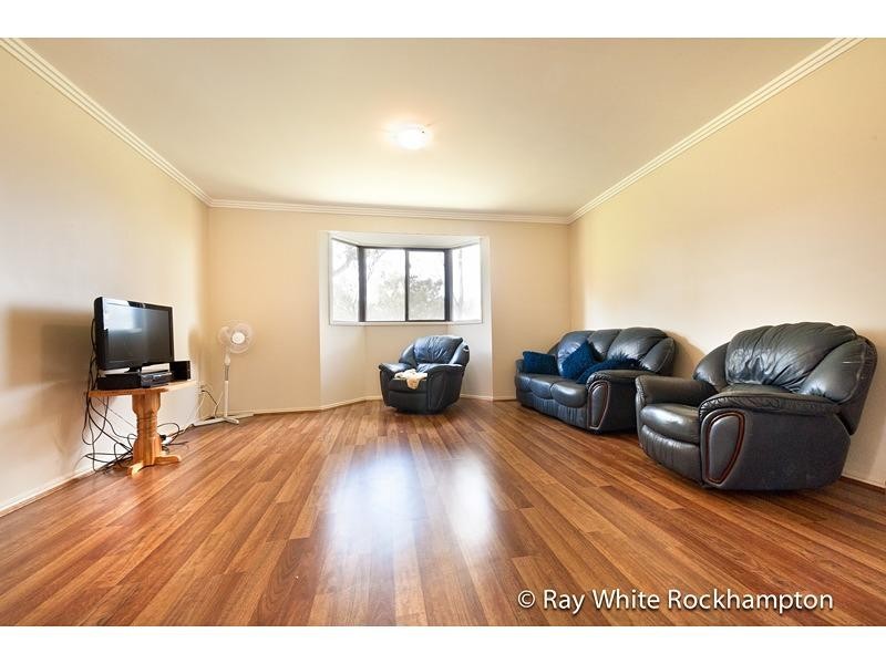 63000 Bruce Highway, Glendale QLD 4711