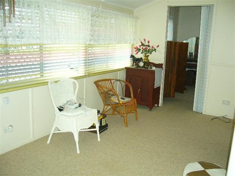 27 Ellis Street, Berserker QLD 4701