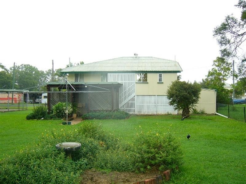 27 Ellis Street, Berserker QLD 4701