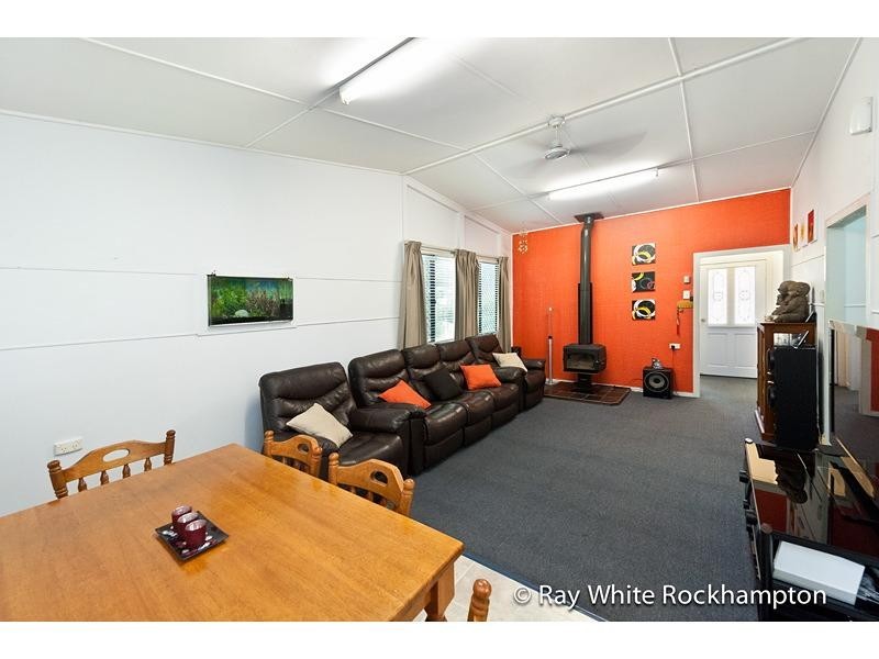 261 Noel Street, Berserker QLD 4701