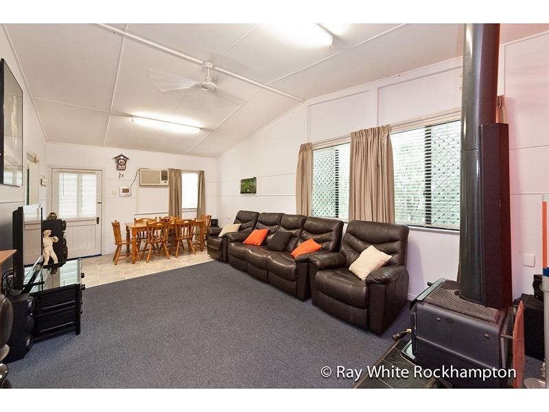 261 Noel Street, Berserker QLD 4701