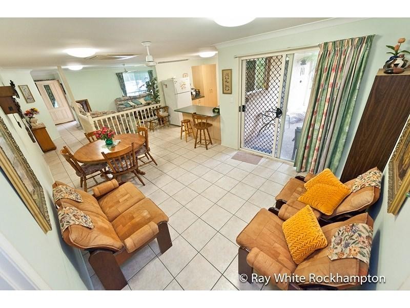 24 Peppermint Drive, Kawana QLD 4701