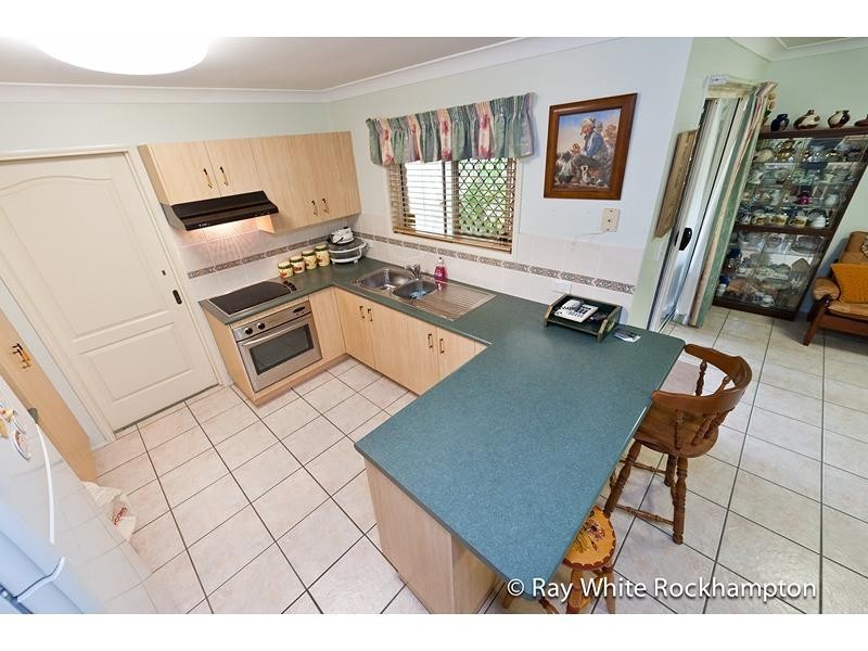 24 Peppermint Drive, Kawana QLD 4701