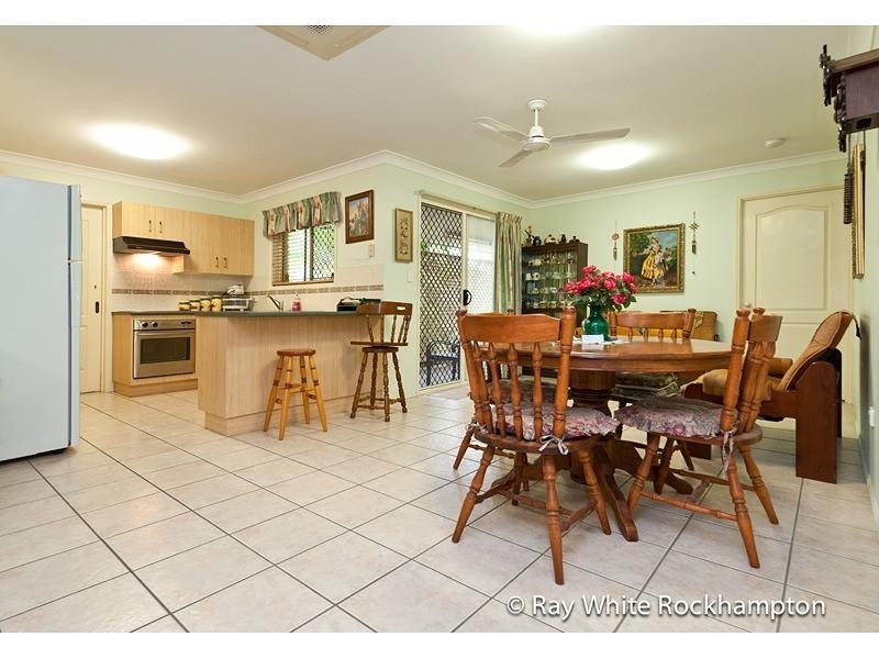 24 Peppermint Drive, Kawana QLD 4701