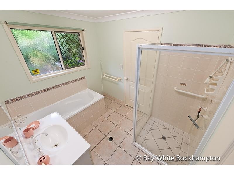 24 Peppermint Drive, Kawana QLD 4701