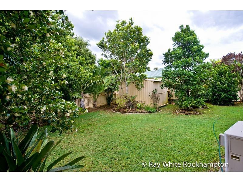 24 Peppermint Drive, Kawana QLD 4701