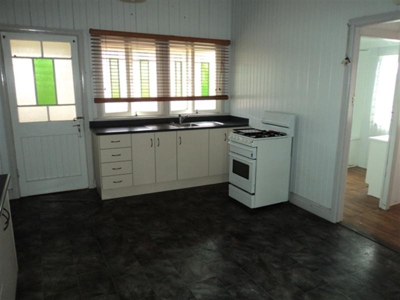 233 Ford Street, Berserker QLD 4701