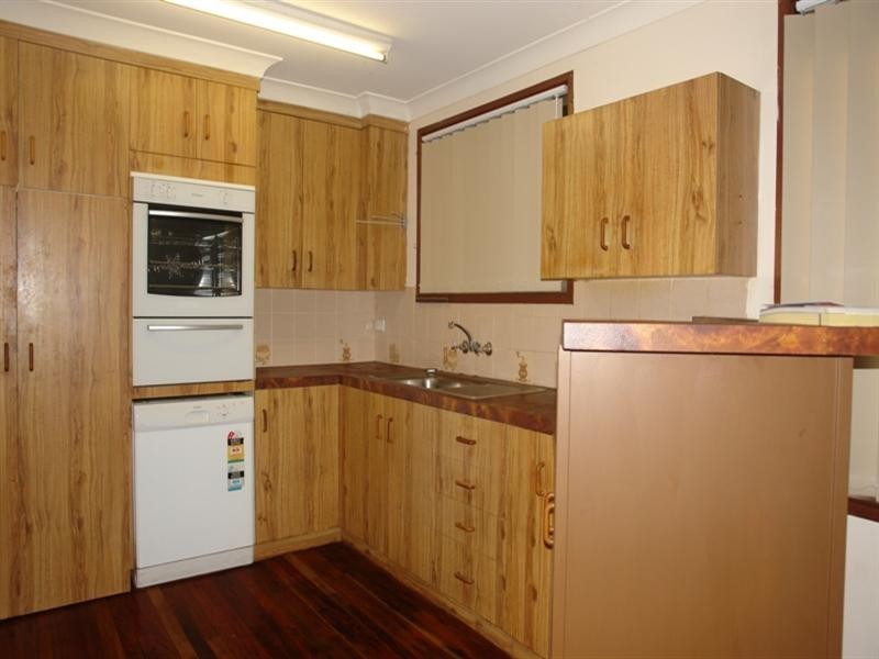 14 Wentworth Terrace, The Range QLD 4700