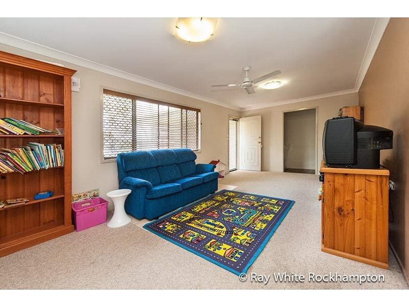 79 Kershaw Street, Park Avenue QLD 4701