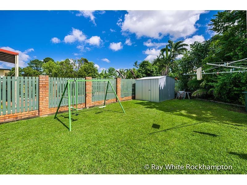79 Kershaw Street, Park Avenue QLD 4701