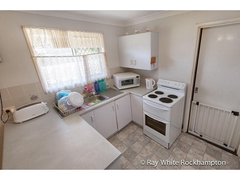 26 Kavanagh Crescent, Koongal QLD 4701