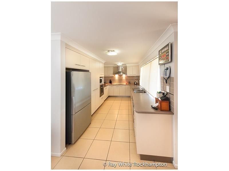 10 Breakspear Street, Gracemere QLD 4702