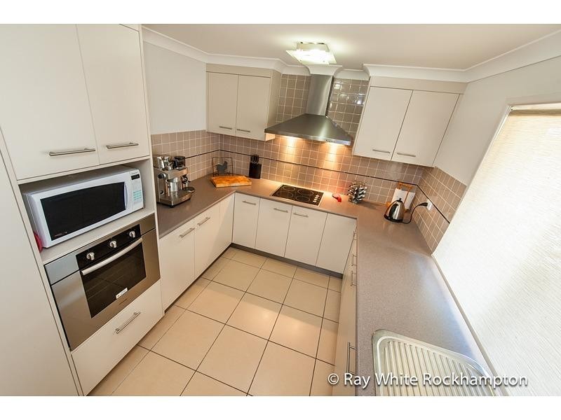 10 Breakspear Street, Gracemere QLD 4702