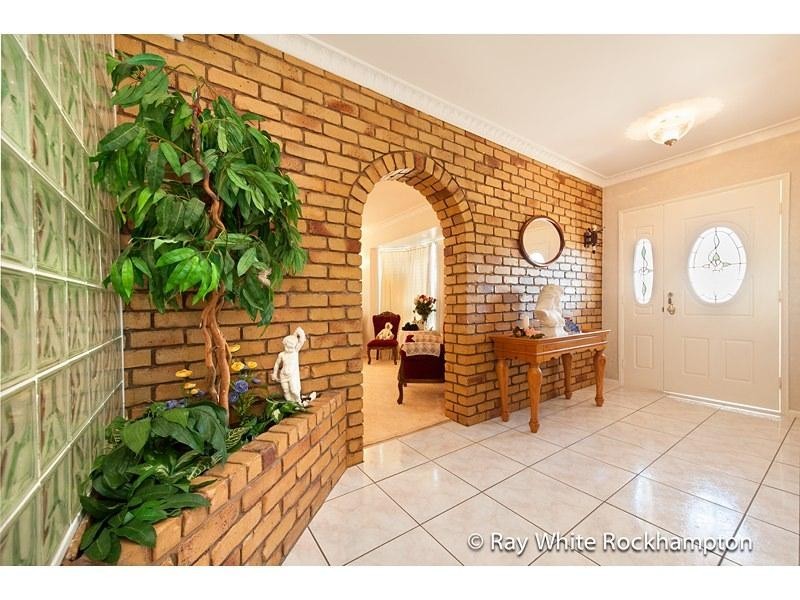 5 Lanham Court, Frenchville QLD 4701