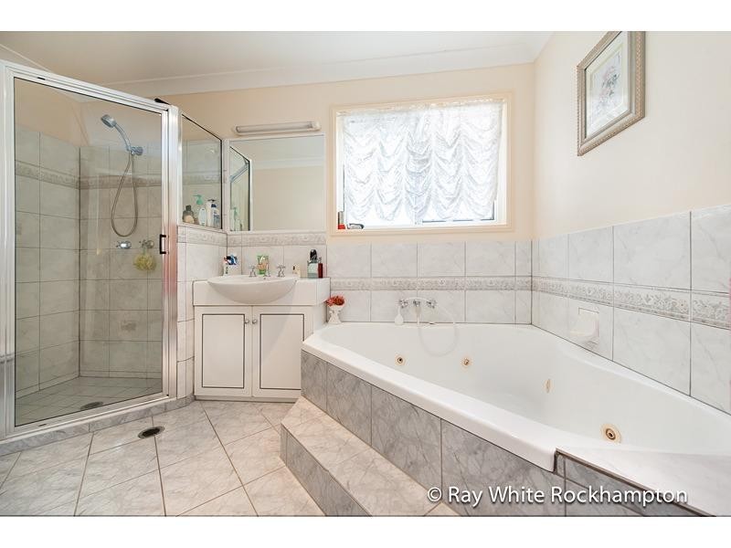 5 Lanham Court, Frenchville QLD 4701