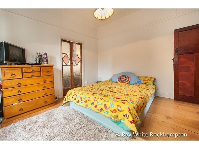 5 Lanigan Street, Wandal QLD 4700