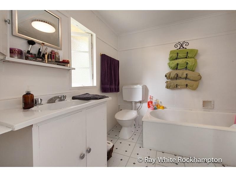 5 Lanigan Street, Wandal QLD 4700