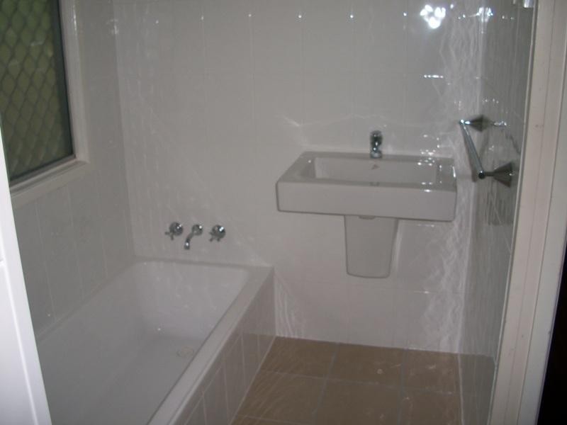 35 Cowap Street, Park Avenue QLD 4701