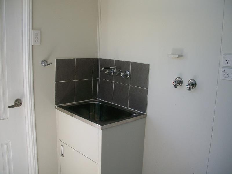 1 Norbank Street, Lakes Creek QLD 4701