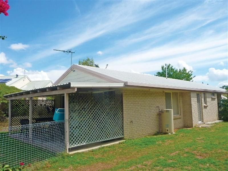 13 Banksia Place, Kawana QLD 4701