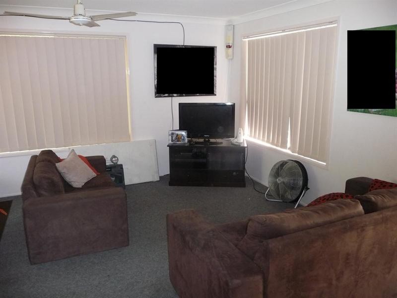13 Banksia Place, Kawana QLD 4701
