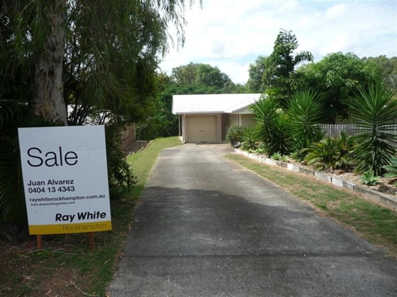 13 Banksia Place, Kawana QLD 4701