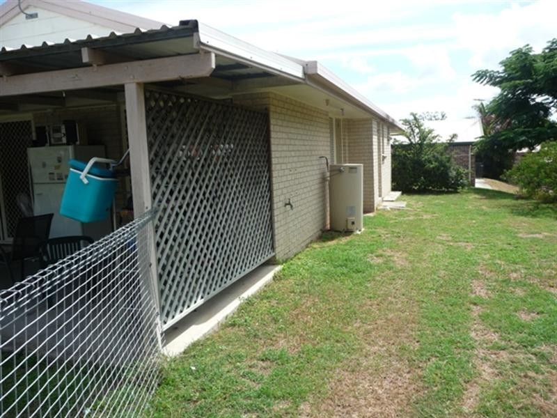 13 Banksia Place, Kawana QLD 4701