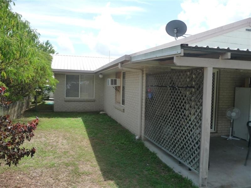 13 Banksia Place, Kawana QLD 4701