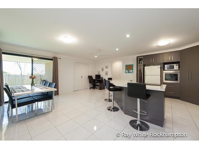 15 Kate Street, Gracemere QLD 4702