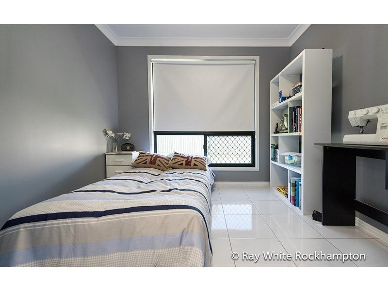 15 Kate Street, Gracemere QLD 4702