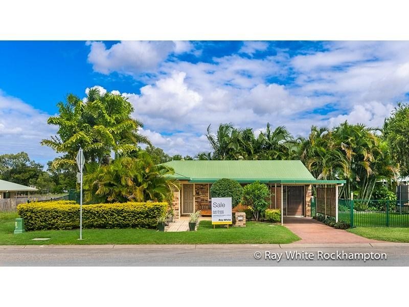 1 Hotham Close, Parkhurst QLD 4702