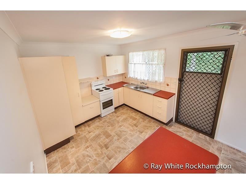 56 Gray Street, Park Avenue QLD 4701