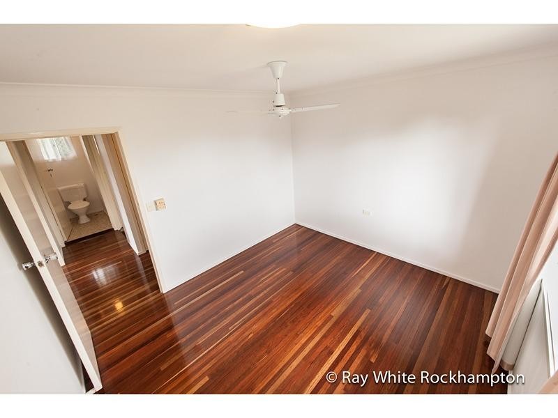 56 Gray Street, Park Avenue QLD 4701